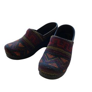 Dansko Woven Tapestry Southwest Aztec Womens Vegan Clogs Size 6.5-7 (37)